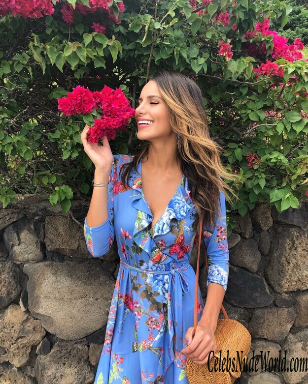 Madison Reed Sexy 132827