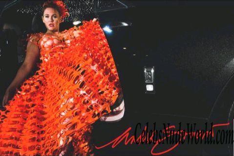 Maitland Ward Braless Photos 133064