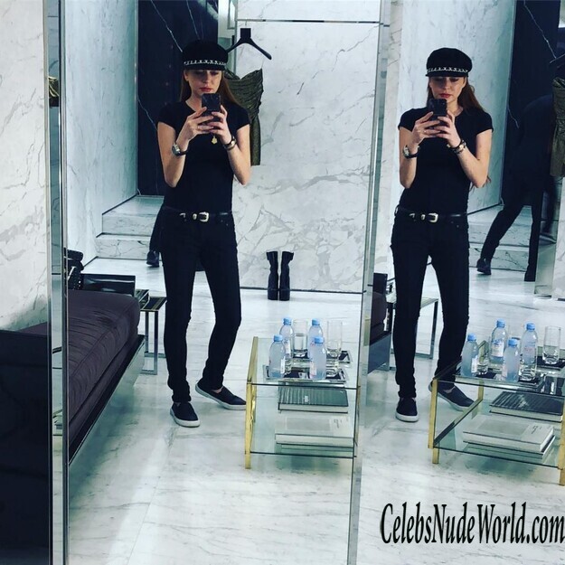 Lindsay Lohan Hot 133644