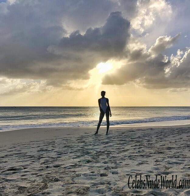 Melodie Monrose Sexy 134246