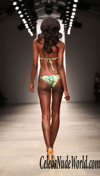 Melodie Monrose Sexy 134283