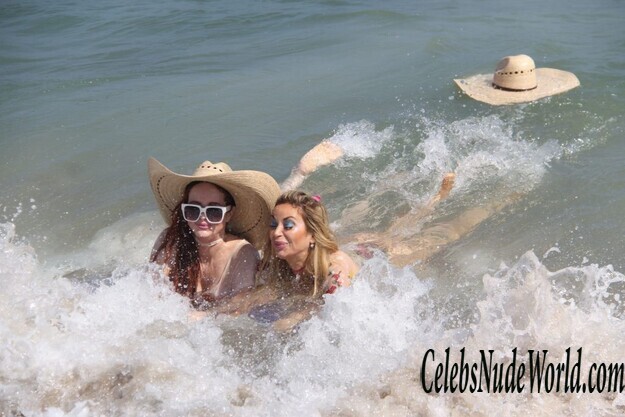 Phoebe Price & Marcela Iglesias Erotic 135148