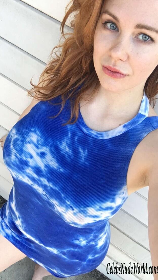 Maitland Ward Topless Photos 135267