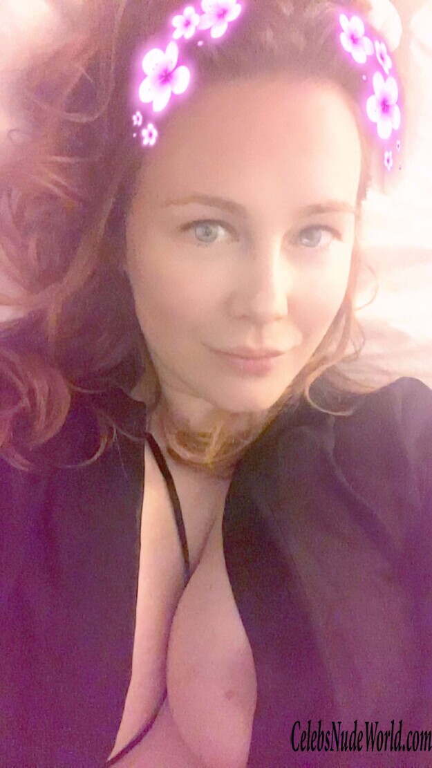 Maitland Ward Tits Photos 135286