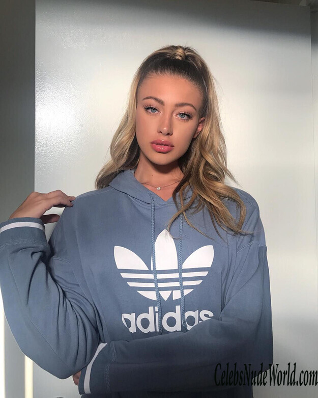 Logan Riley Hassel Hot 135437