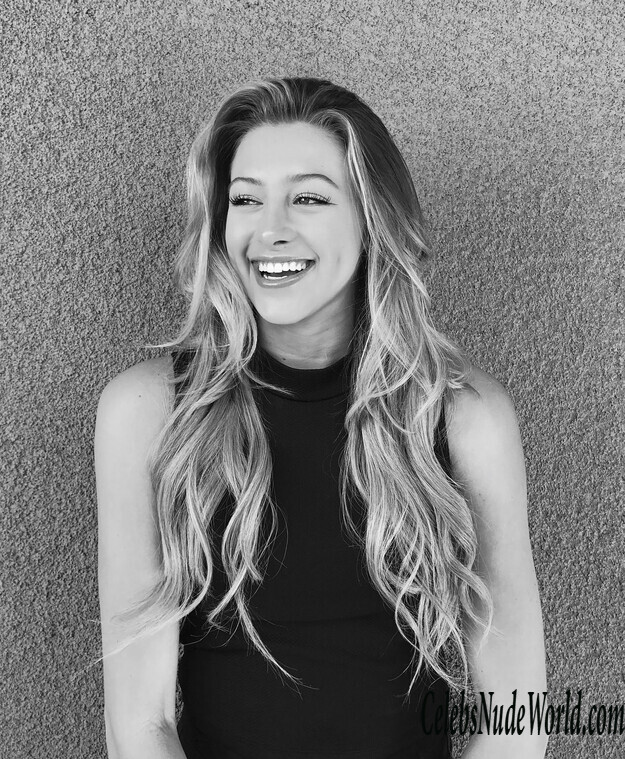 Logan Riley Hassel Hot 135503