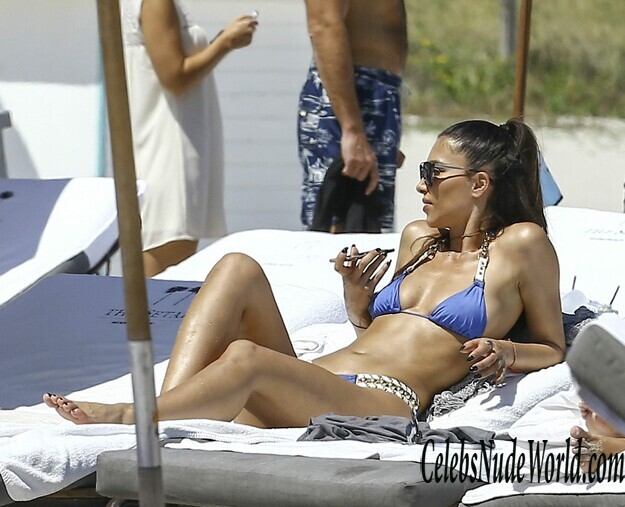 Metisha Schaefer Swimwear Sexy Photos 135522