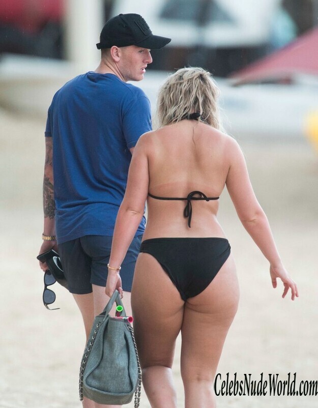 Megan Davison Sexy 136214