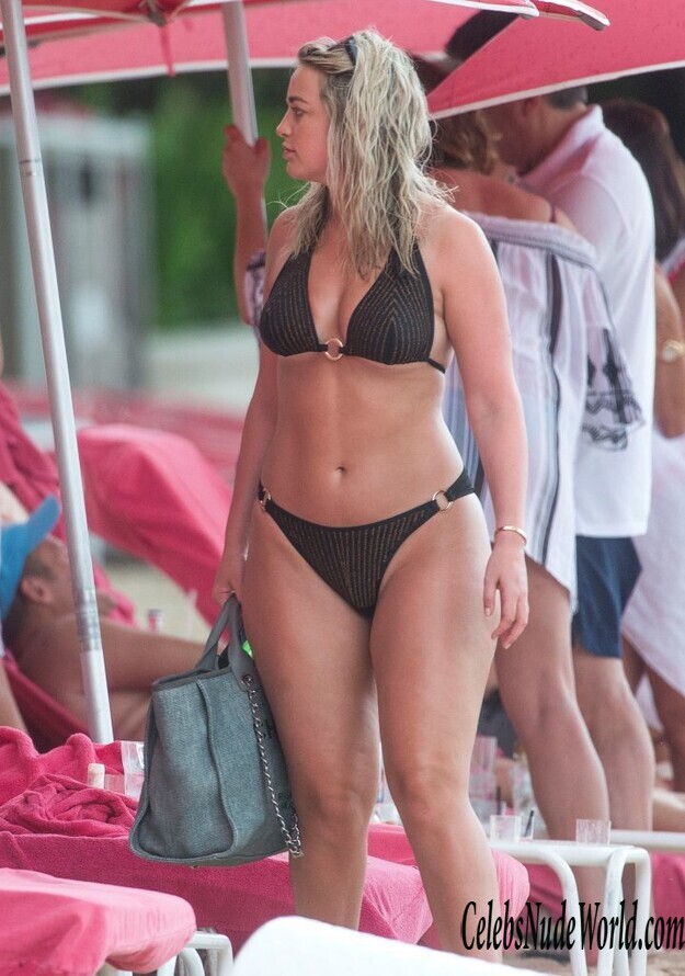 Megan Davison Sexy 136232