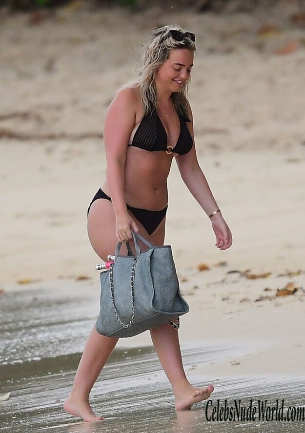 Megan Davison Sexy 136290