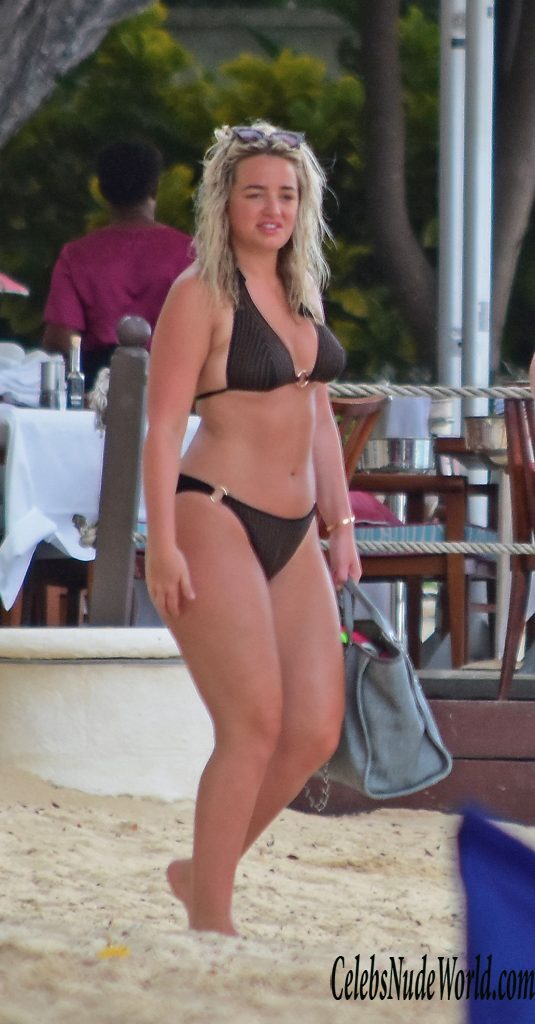 Megan Davison Sexy 136317