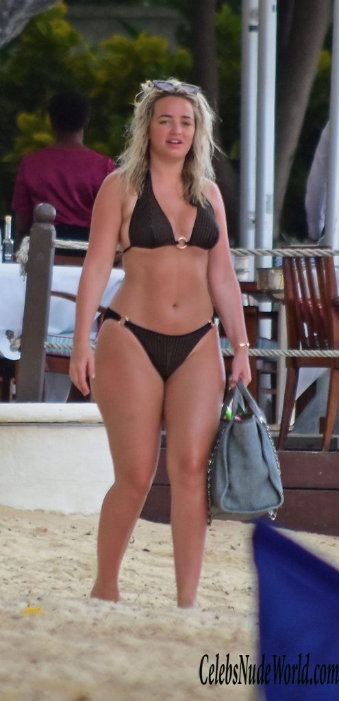 Megan Davison Sexy 136318