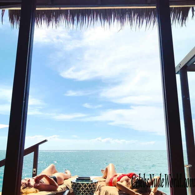 Maria Menounos Sexy 136370