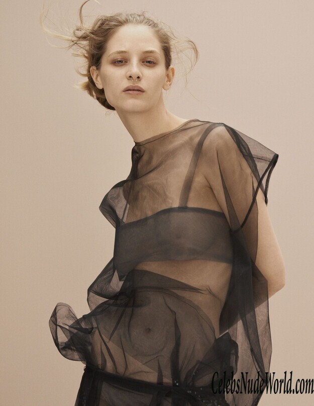 See through pics of Melina Gesto 137040