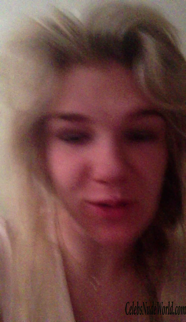 Lily Rabe's Beautiful Naked Leaks 137880