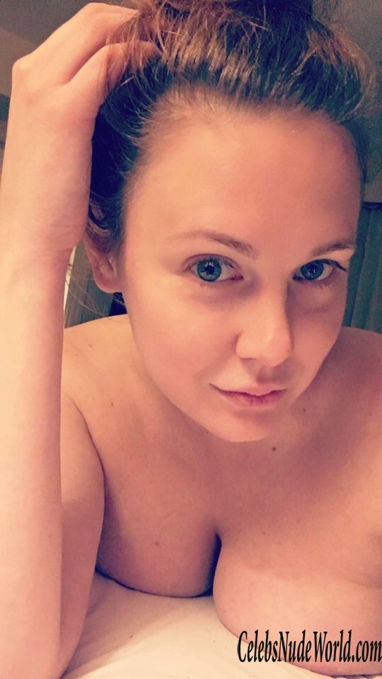 Maitland Ward Baxter Sexy Photos 137931