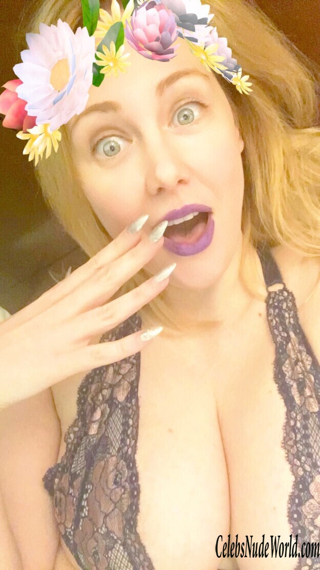 Maitland Ward Baxter Sexy Photos 137938