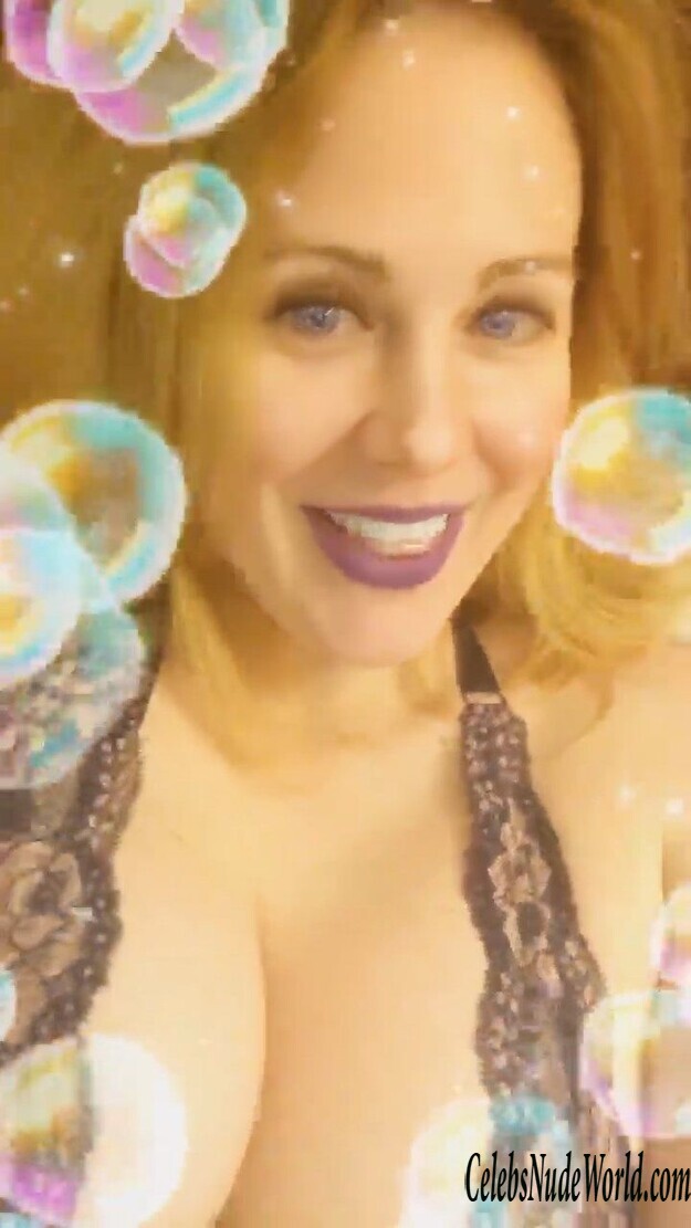 Maitland Ward Baxter Sexy Photos 137940