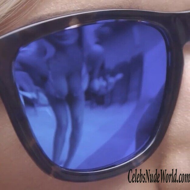 Lindsey Pelas sexy pics 137966