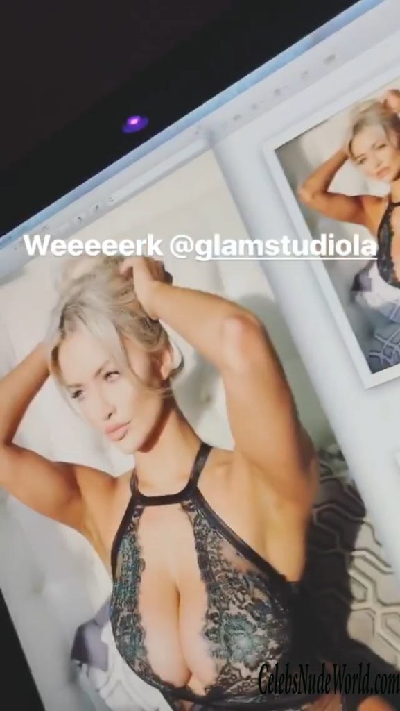 Lindsey Pelas Sexy 138436