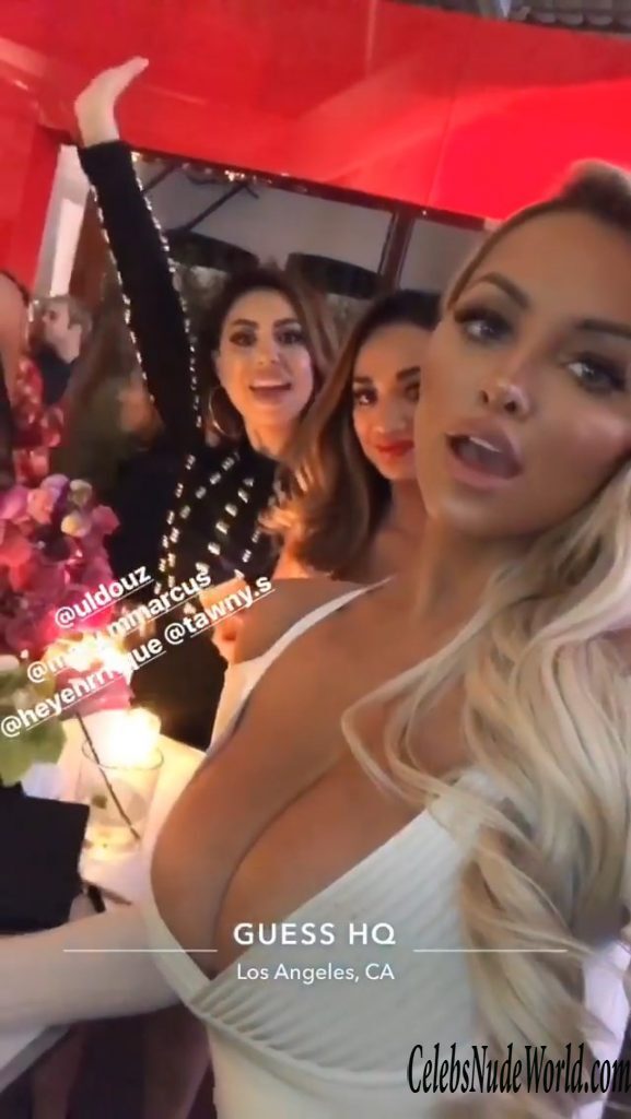 Lindsey Pelas Sexy 138468
