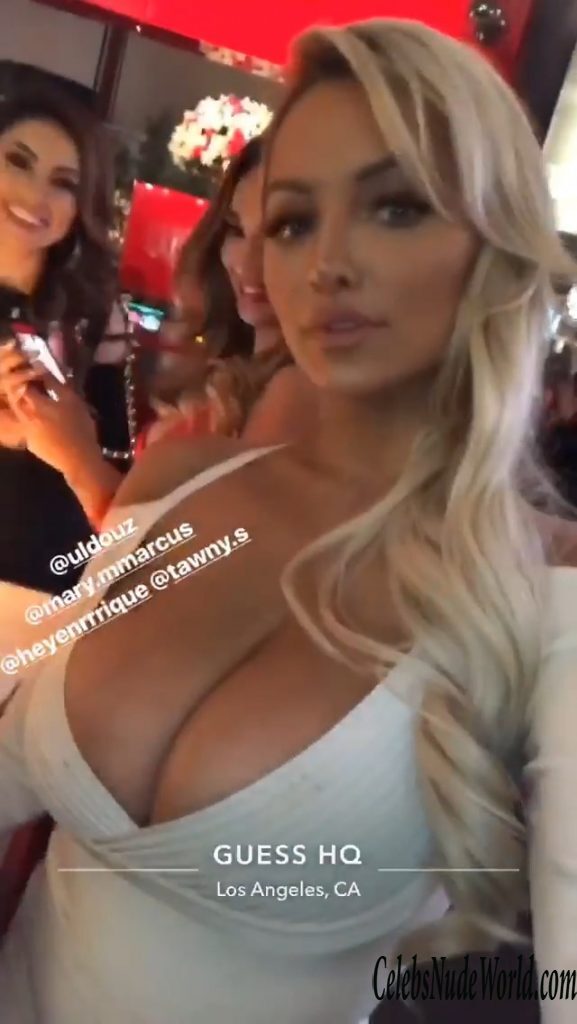 Lindsey Pelas Sexy 138471