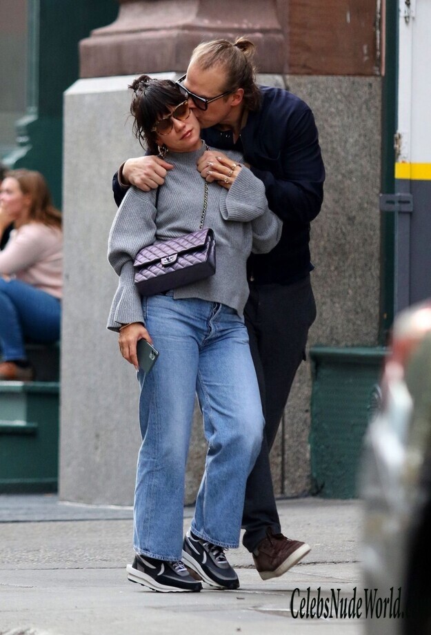 Lily Allen Erotic 138483