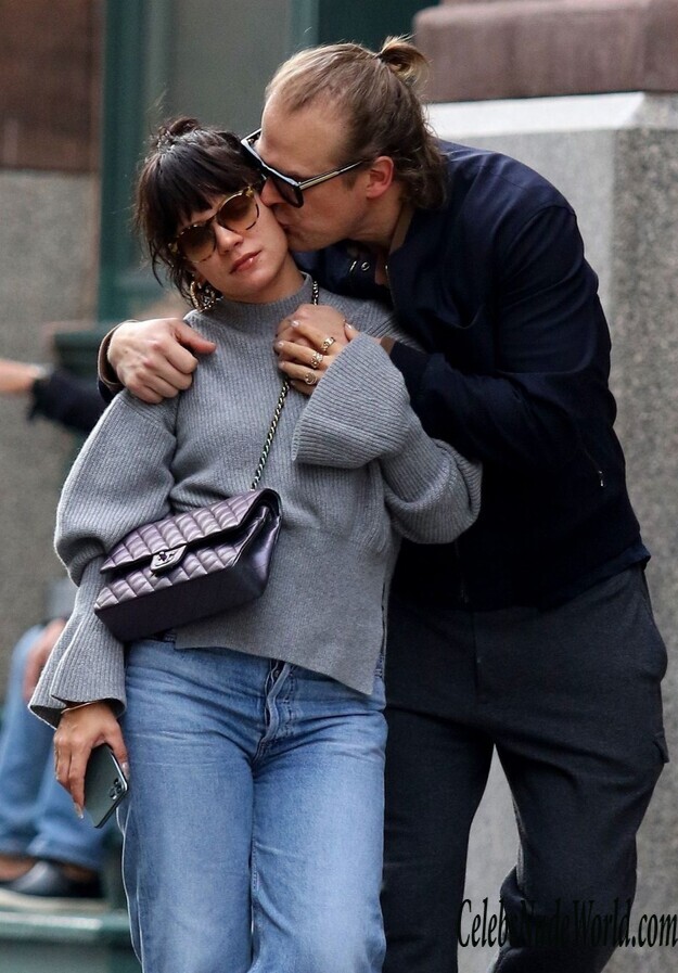 Lily Allen Erotic 138485