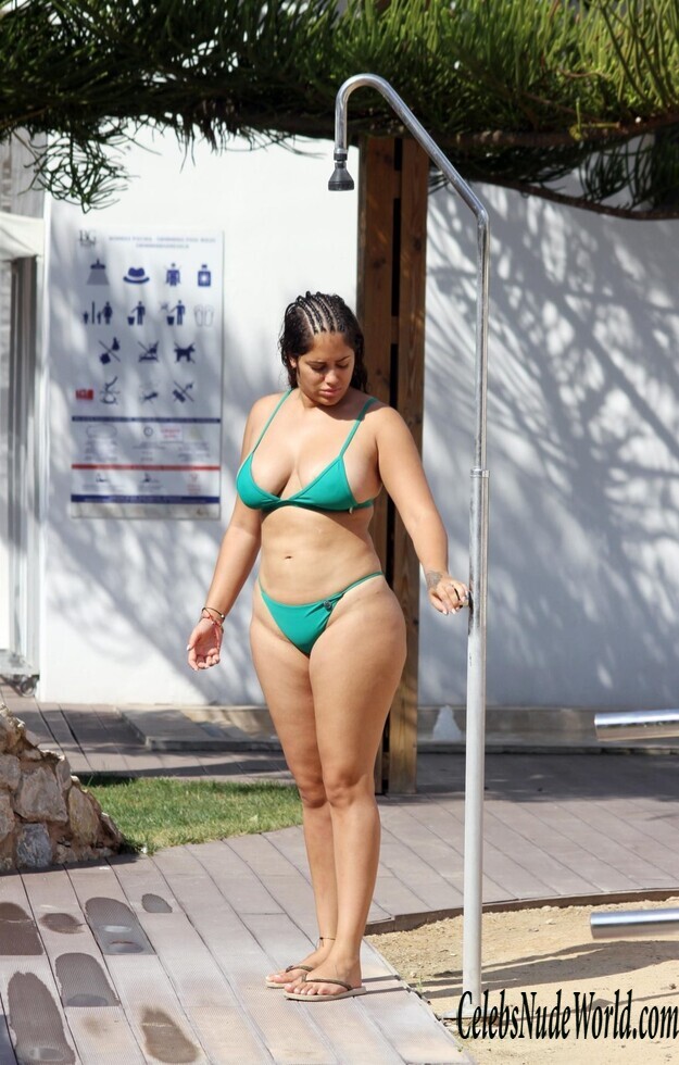 Malin Andersson Bikini 138581