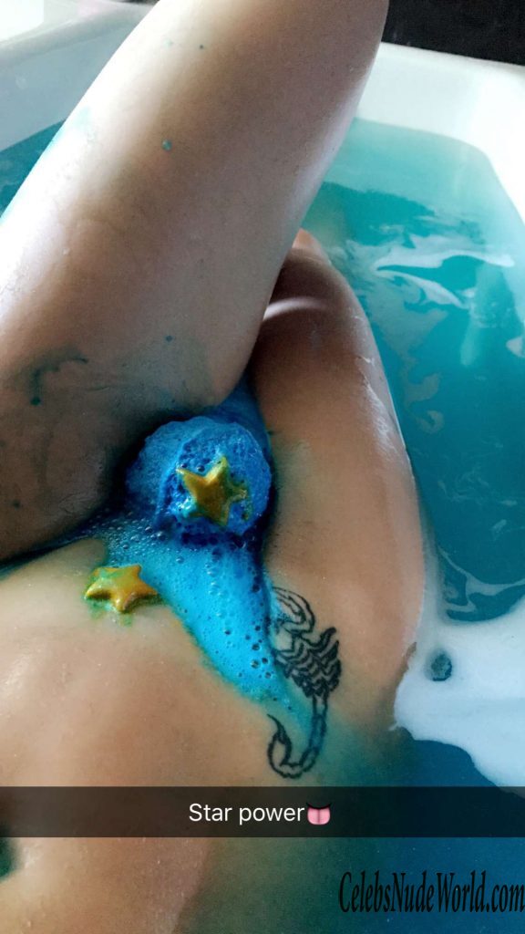 Lyna Perez Nude 138946