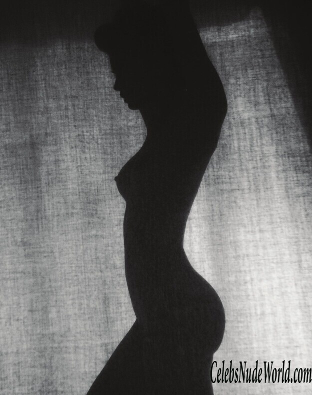 Natalie Morris topless pics 139136