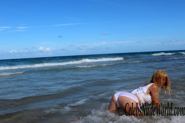 Nadeea Volianova See Through 139483