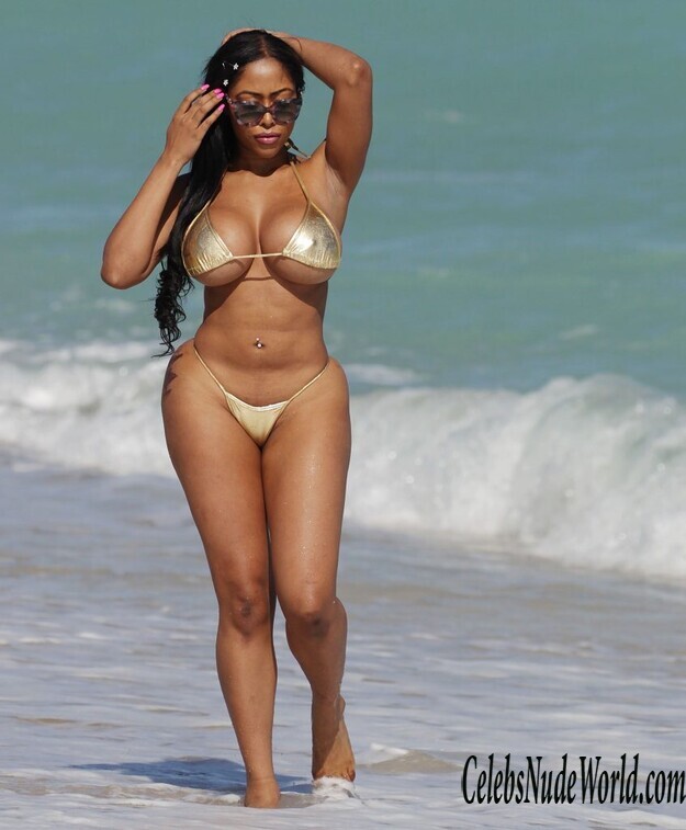 Moriah Mills Sexy 139817