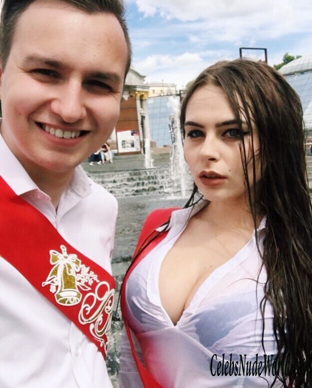 Mikhalina Novakovskaya Topless 139918