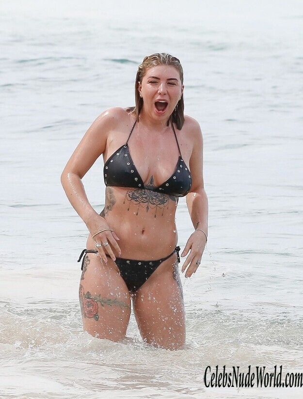Olivia Buckland Bikini 140001