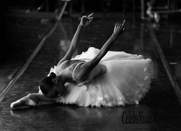 Misty Copeland Sexy 140127