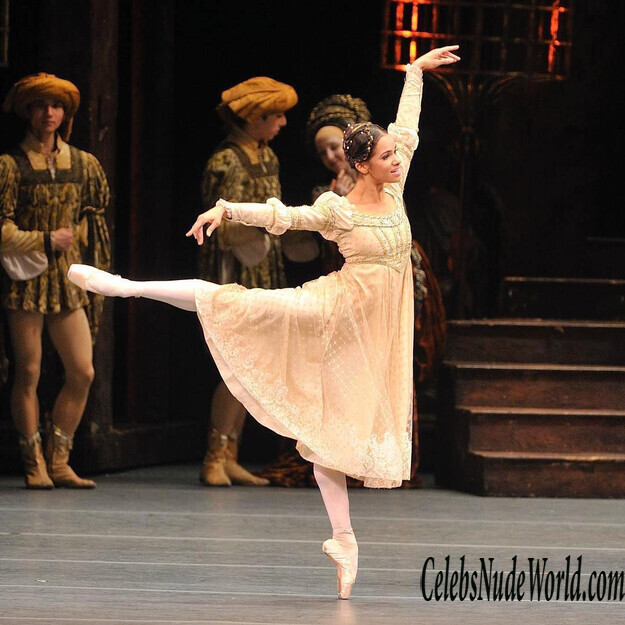 Misty Copeland Sexy 140197