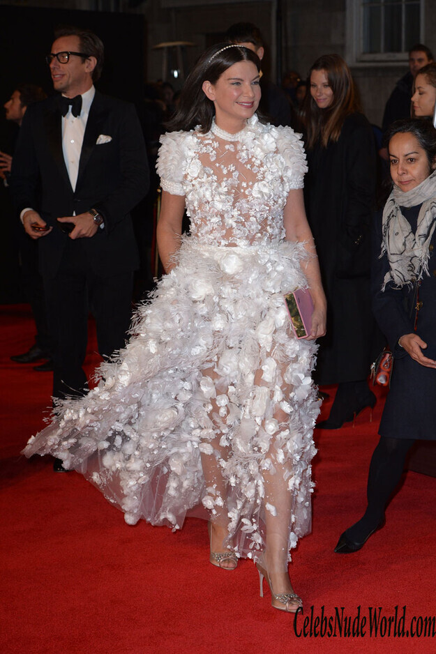 Natalie Massenet NipSlip Photos 140384