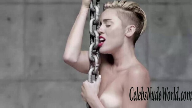 Miley Cyrus Naked 140455