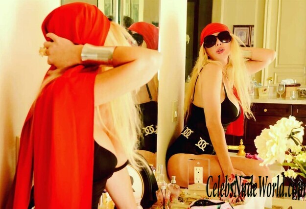 Nadeea Volianova Nude 140601