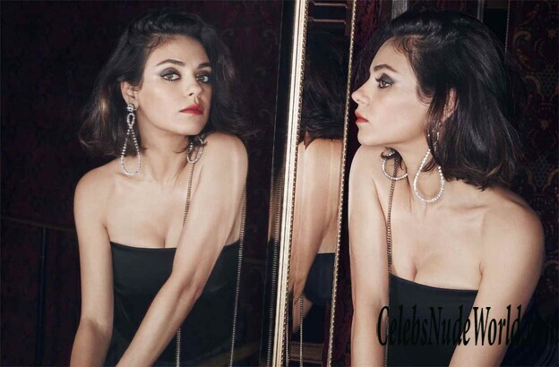 Mila Kunis Sexy 141065