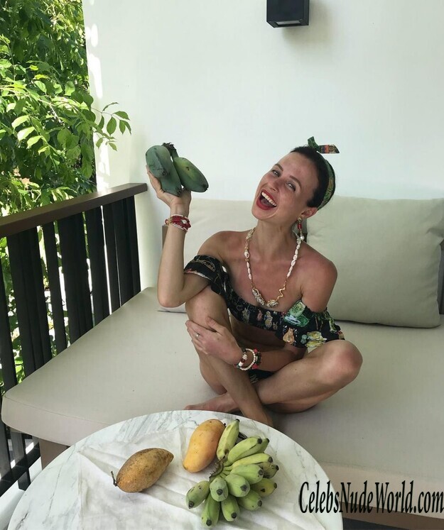 Miroslava Karpovich Sexy 141185