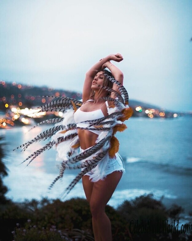 Nikki Blackketter Sexy 141353