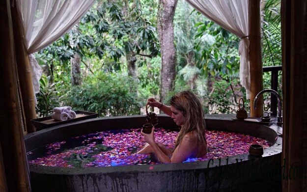 Nikki Blackketter Sexy 141381