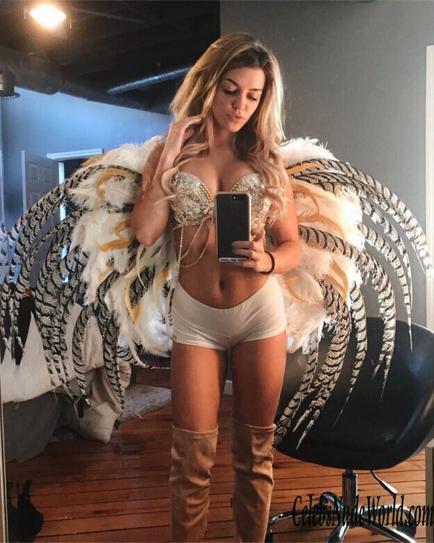 Nikki Blackketter Sexy 141431