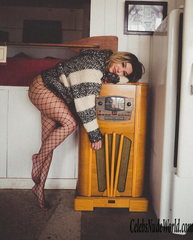 Nikki Blackketter Sexy 141443