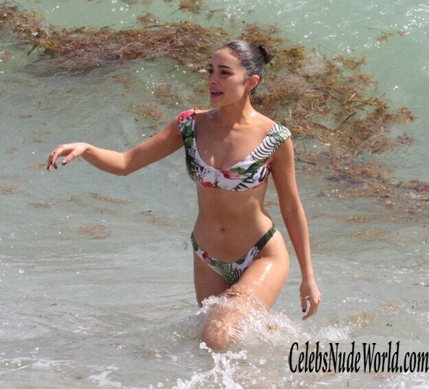 Olivia Culpo Bikini 142059