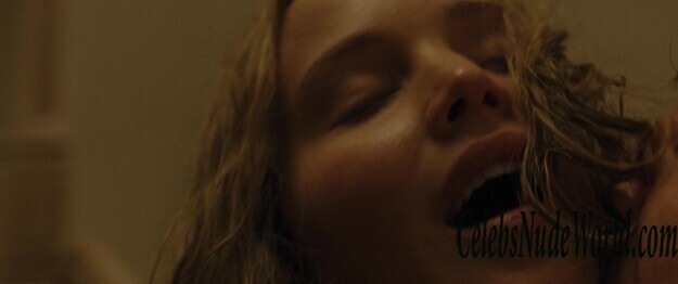 Jennifer Lawrence & Michelle Pfeiffer Nude 142304