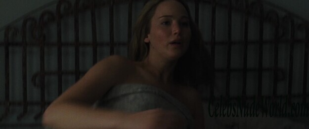 Jennifer Lawrence & Michelle Pfeiffer Nude 142306