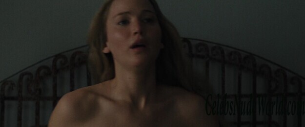 Jennifer Lawrence & Michelle Pfeiffer Nude 142307